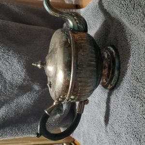 Viking Plate Tea Pot
